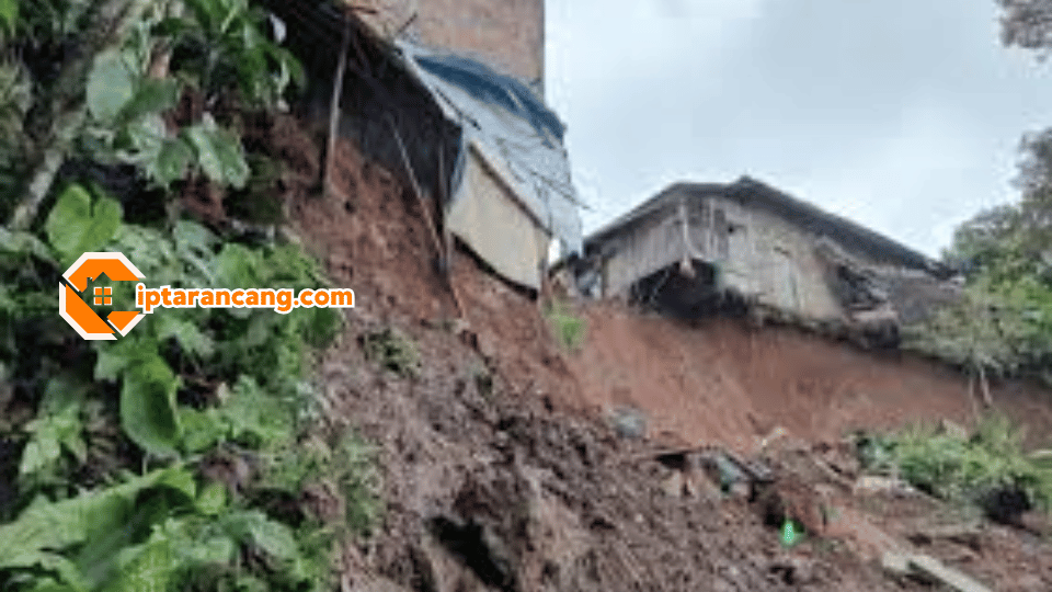 Pondasi Tanah Berpasir dan Mudah Longsor